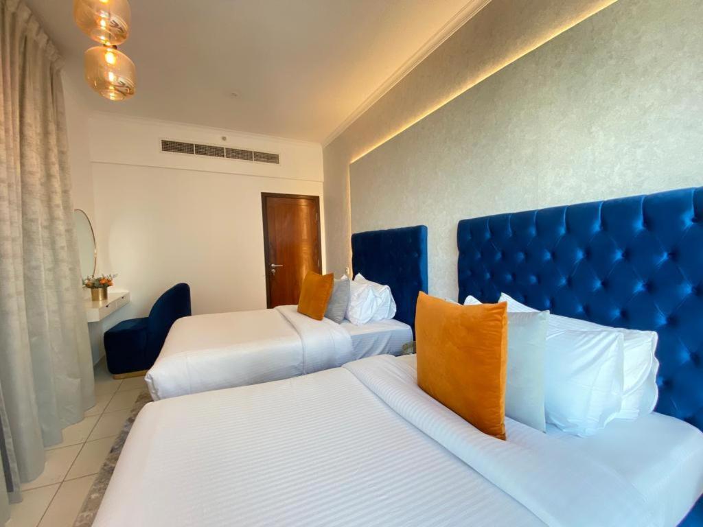 Apartment Durrani Homes - The Residences 5br Besides Mall With Burjkhalifa And Fountain View Dubai