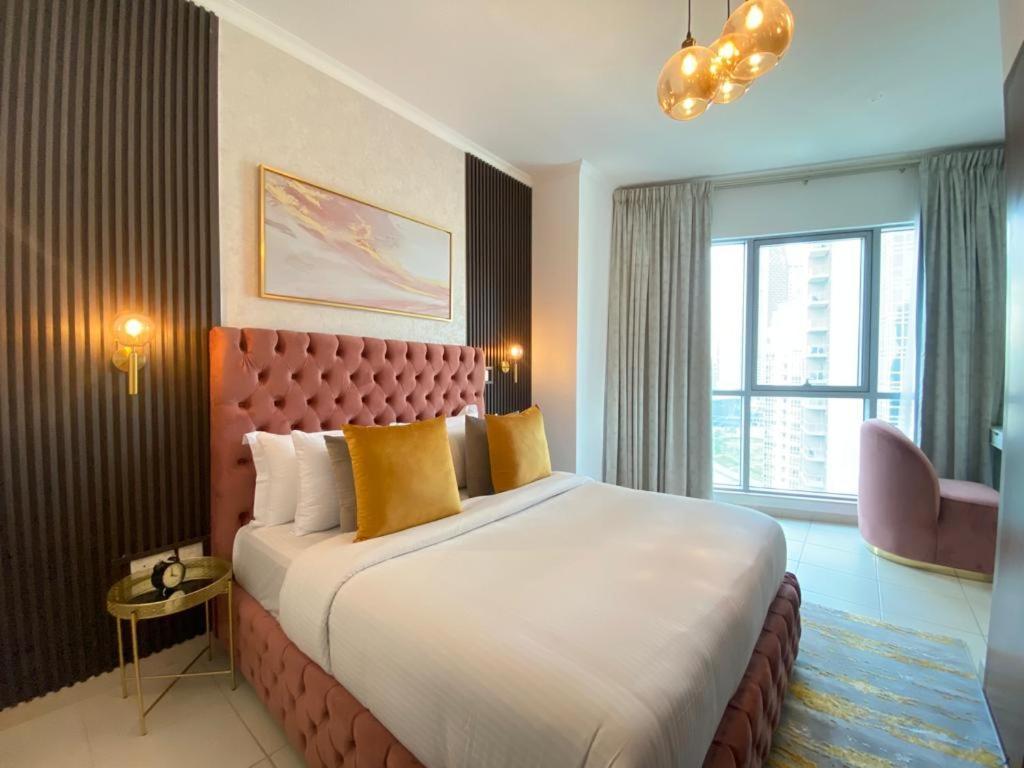 Apartment Durrani Homes - The Residences 5br Besides Mall With Burjkhalifa And Fountain View
